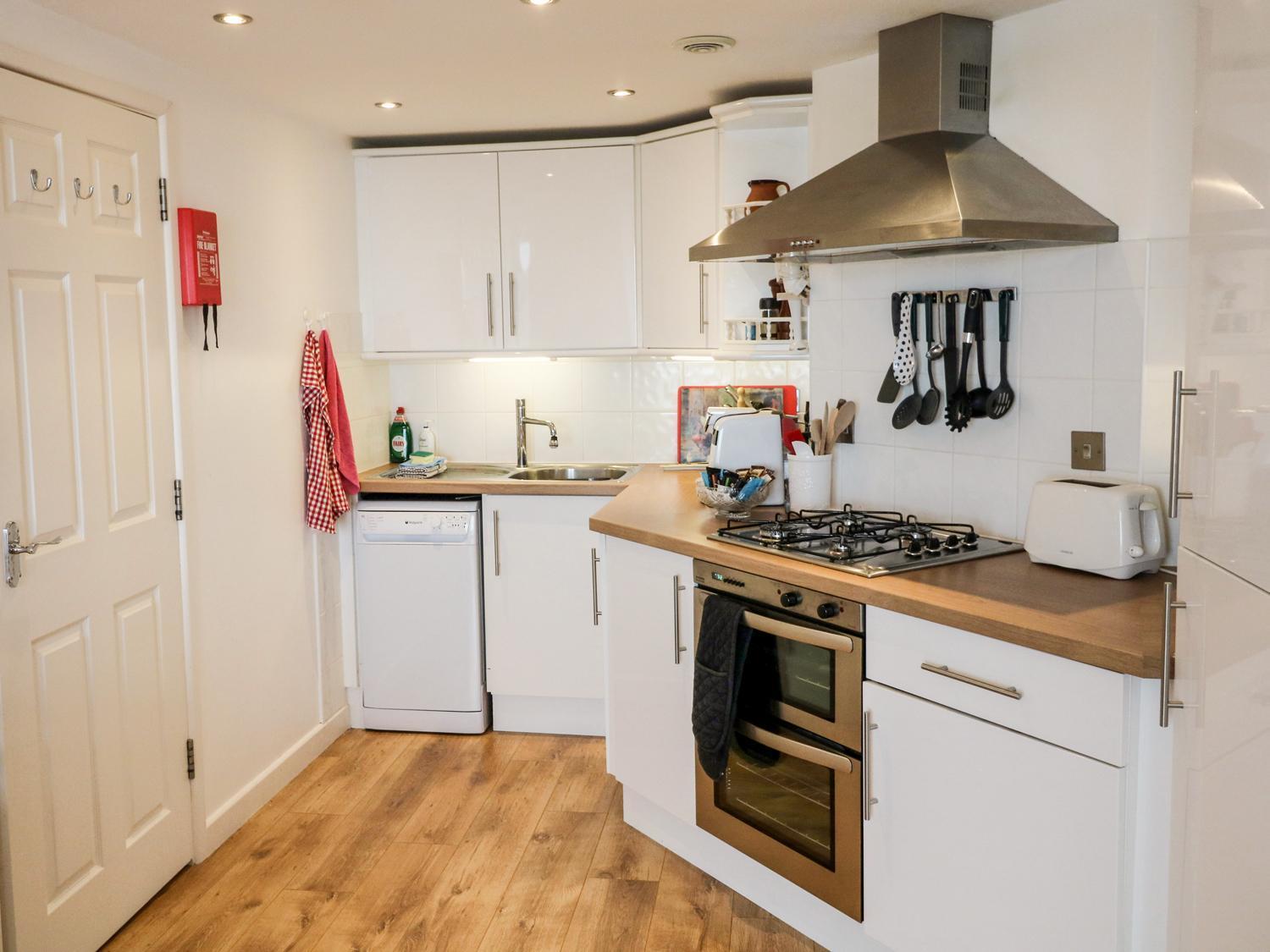 10 Oceanside Apartment Ilfracombe Bagian luar foto
